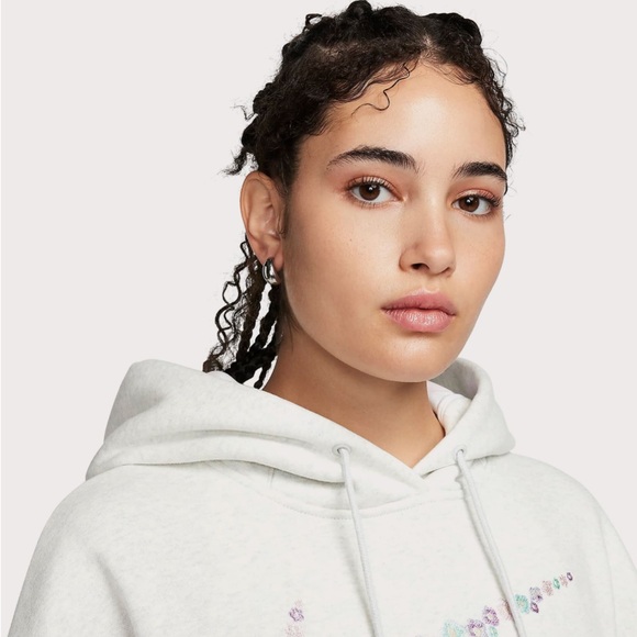 WOMENS NIKE PHOENIX FLEECE HOODIE X DOERNBECHER FREESTYLE 'MACEY’ XL - Picture 3 of 11